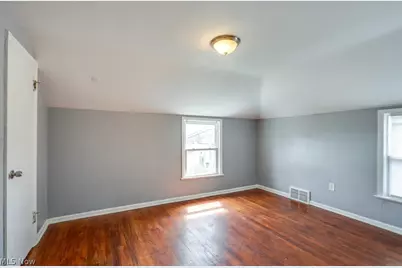 20503 Mountville Drive, Maple Heights, OH 44137 - Photo 22