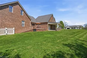 1384 Spider Ridge Rd, Parkersburg, WV 26104 - Photo 8