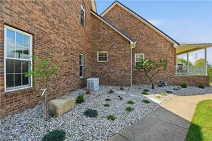 1384 Spider Ridge Rd, Parkersburg, WV 26104 - Photo 6