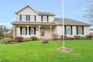 6369 Ridgeview Ave, Austintown, OH 44515 - Photo 2