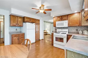 6369 Ridgeview Ave, Austintown, OH 44515 - Photo 24