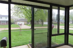 6204 Meadview Dr, Green Hills, OH 44131 - Photo 12