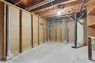 1784 Empire Rd, Wickliffe, OH 44092 - Photo 18