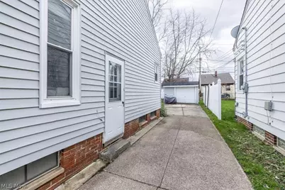 7907 Renwood Drive, Parma, OH 44129 - Photo 20