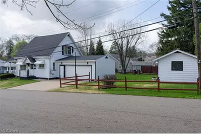 1529 23rd Street NE, Canton, OH 44714 - Photo 4