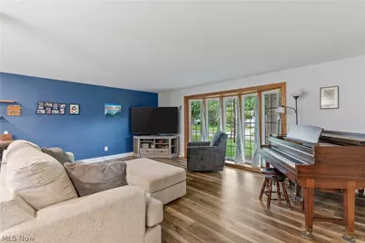 9355 Hyde Park Drive, Twinsburg, OH 44087 - Photo 4