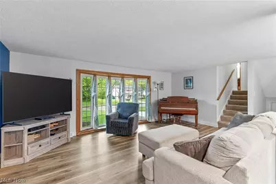 9355 Hyde Park Drive, Twinsburg, OH 44087 - Photo 6