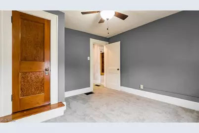 752 Larzelere Avenue, Zanesville, OH 43701 - Photo 24