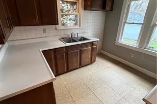 119 Upland Ave, Youngstown, OH 44505 - Photo 8