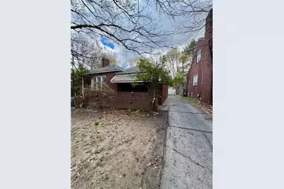 119 Upland Avenue, Youngstown, OH 44505 - Photo 1