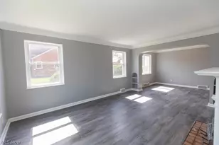 3596 Warren Rd, Loveland, OH 44111 - Photo 2