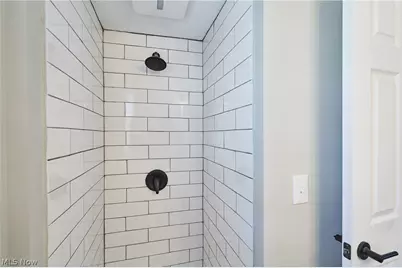 2111 Wascana Avenue, Oakwood, OH 44107 - Photo 16