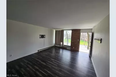 2331 E Market Street #204, Akron, OH 44312 - Photo 4