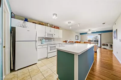 6035 Lake Road W #423, Ashtabula, OH 44004 - Photo 6