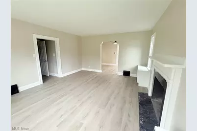 138 Roslyn, Youngstown, OH 44505 - Photo 12