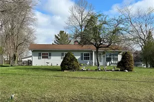 4165 Raymond Dr, Brunswick, OH 44212 - Photo 2