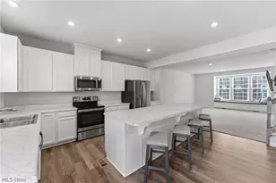 34615 Ethan Way, Willoughby, OH 44094 - Photo 8