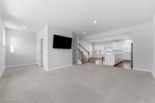 34615 Ethan Way, Willoughby, OH 44094 - Photo 14