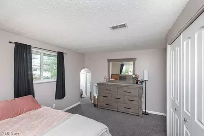24798 Mitchell Drive, North Olmsted, OH 44070 - Photo 32