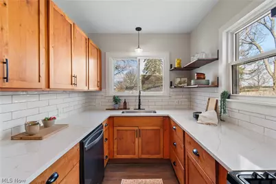 425 Myrtle Avenue, Cuyahoga Falls, OH 44221 - Photo 8