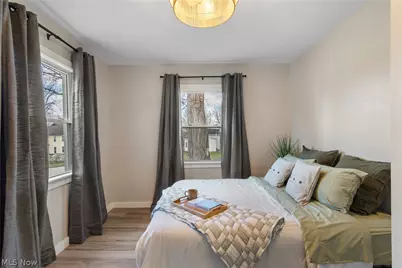 425 Myrtle Avenue, Cuyahoga Falls, OH 44221 - Photo 10