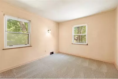 856 E Highland Avenue, Wooster, OH 44691 - Photo 12