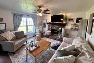 8742 Henderson Rd, Diamond, OH 44412 - Photo 4