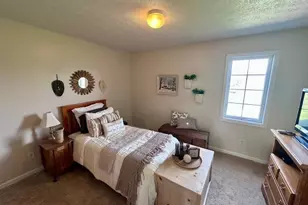 8742 Henderson Rd, Diamond, OH 44412 - Photo 18