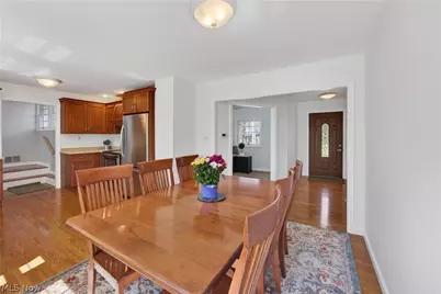 8253 Summit Drive, Chagrin Falls, OH 44023 - Photo 16