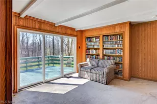 8253 Summit Dr, Chagrin Falls, OH 44023 - Photo 6