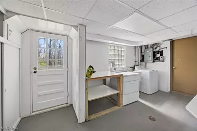 8253 Summit Drive, Chagrin Falls, OH 44023 - Photo 34