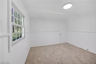 8253 Summit Dr, Chagrin Falls, OH 44023 - Photo 32