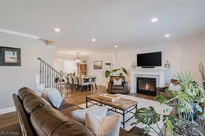 2711 Green Road, Huber Heights, OH 44122 - Photo 6