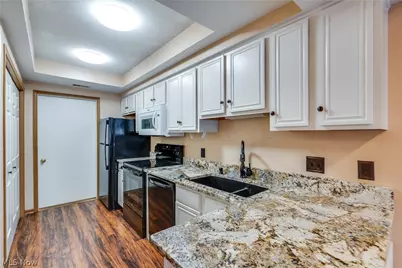 4201 Tannybrooke Lane NW #4C, Canton, OH 44718 - Photo 16