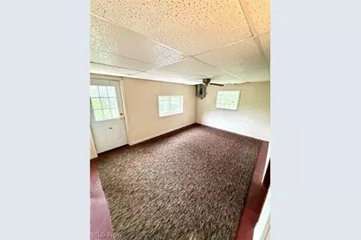56 Pontiac Road, Wellsburg, WV 26070 - Photo 14