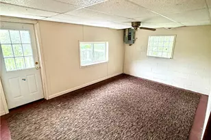 56 Pontiac Rd, Wellsburg, WV 26070 - Photo 14