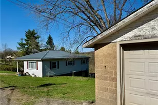 56 Pontiac Rd, Wellsburg, WV 26070 - Photo 22