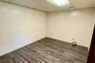 56 Pontiac Rd, Wellsburg, WV 26070 - Photo 16