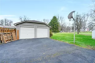 8 Nesbitt St, Poland, OH 44514 - Photo 42