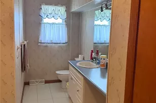 34 Chris St, Belpre, OH 45714 - Photo 10