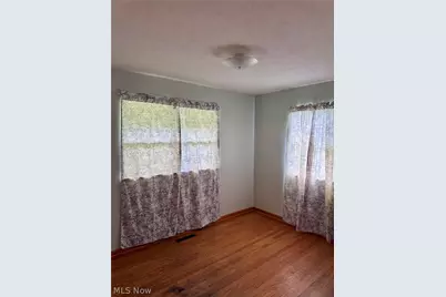 34 Chris Street, Belpre, OH 45714 - Photo 8