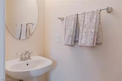 519 N Ashwood Lane, Painesville, OH 44077 - Photo 10