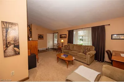 5799 Springwood Court, Mentor on the Lake, OH 44060 - Photo 4