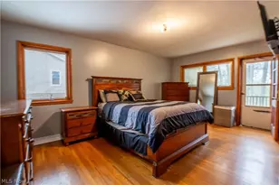 887 Delaware Ave, Akron, OH 44303 - Photo 16