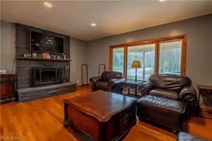 887 Delaware Ave, Akron, OH 44303 - Photo 12