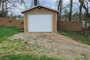 67780 Elizabeth St, St Clairsville, OH 43950 - Photo 6