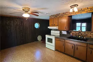 67780 Elizabeth St, St Clairsville, OH 43950 - Photo 8