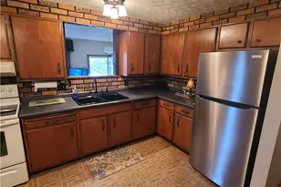 67780 Elizabeth St, St Clairsville, OH 43950 - Photo 8