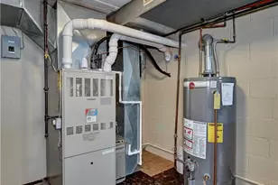 336 High St SW, Sugarcreek, OH 44681 - Photo 38