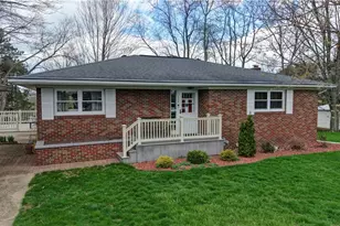 336 High St SW, Sugarcreek, OH 44681 - Photo 6